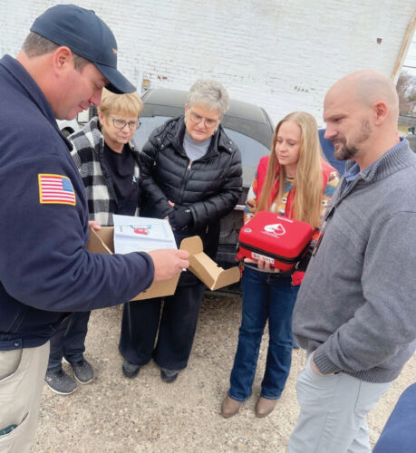House to Home Day Shelter receives emergency AED